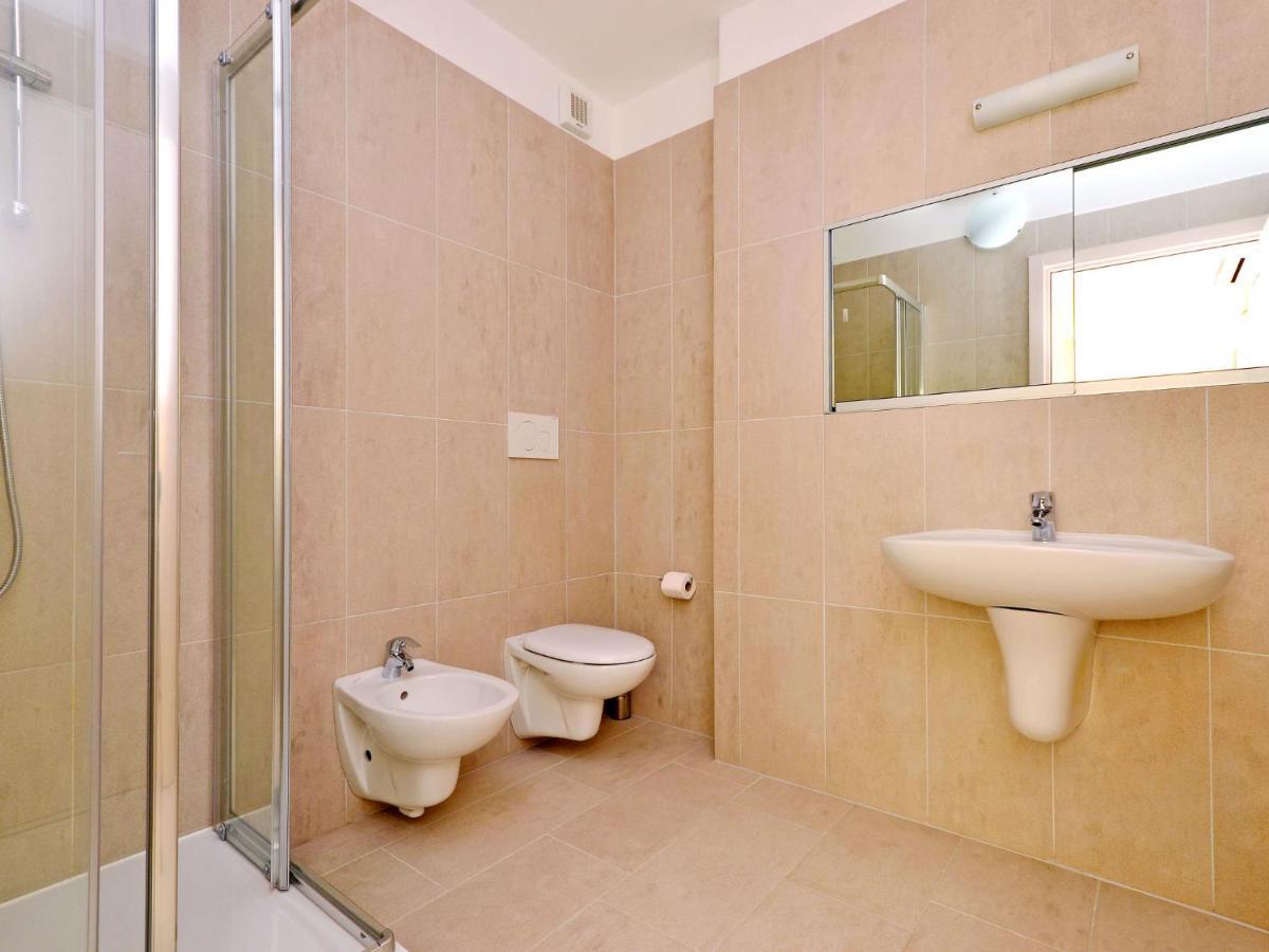 Apartment Fiore-2 By Interhome Lignano Sabbiadoro Buitenkant foto